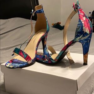 Size 9W Ashley Stewart open toe pumps